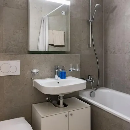 The Mini Minimalist Free Parking Apartament *