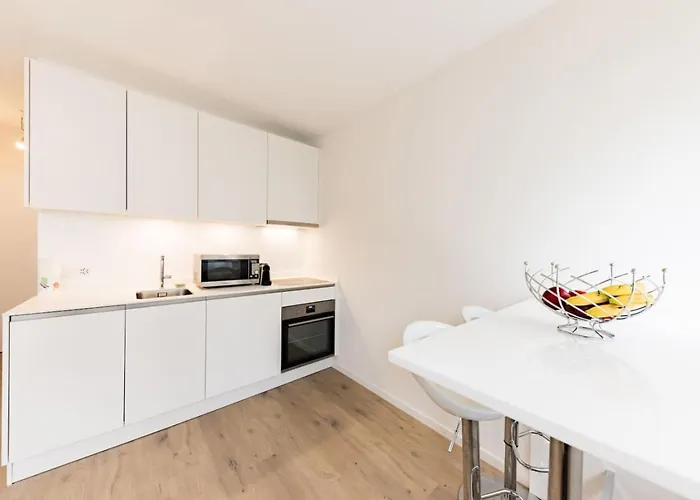 The Mini Minimalist Free Parking Appartement *